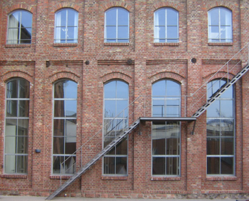 Stahlfenster mit Bogen verzinkt Industrial Style
