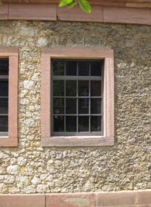 Stahlfenster mit Sprossen Industriedesign im Bereich Denkmalschutz